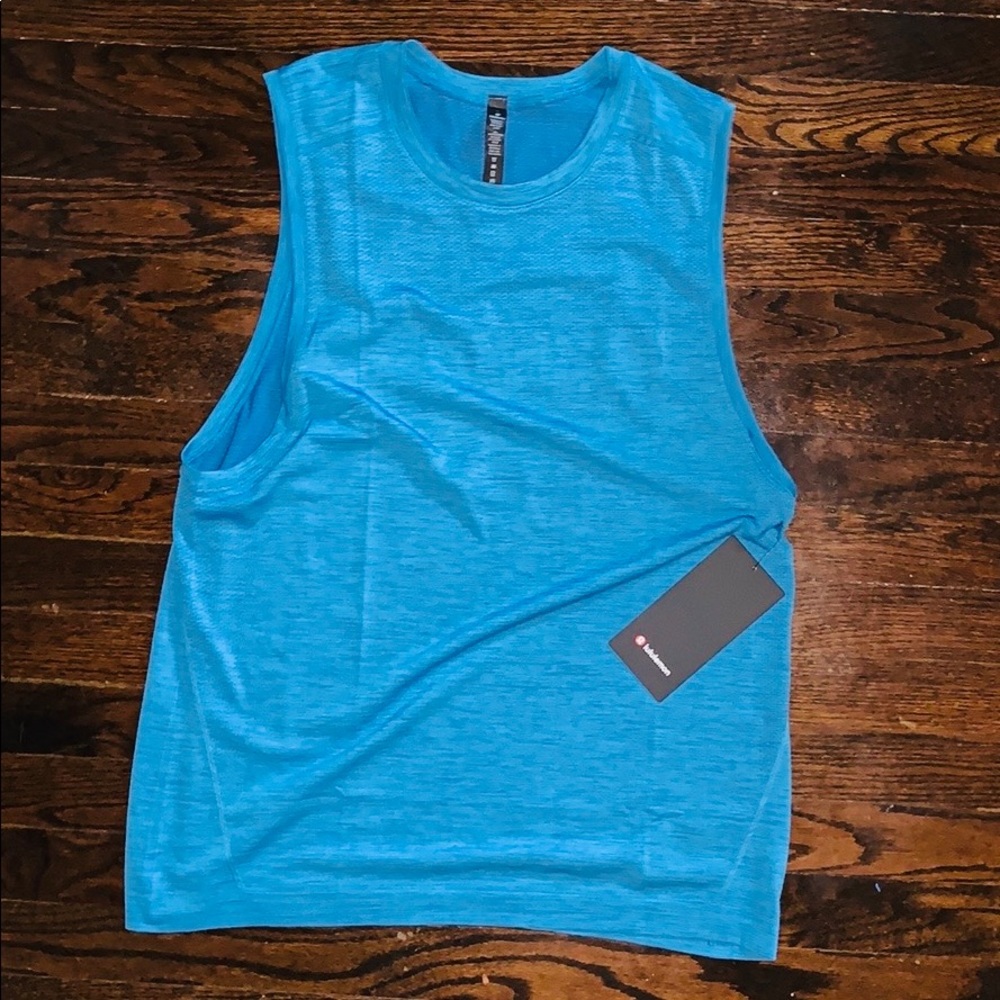 NWT Lululemon muscle tank